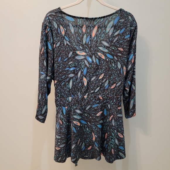 Isabel + Alice Faux Wrap Top 2X - Picture 2 of 4